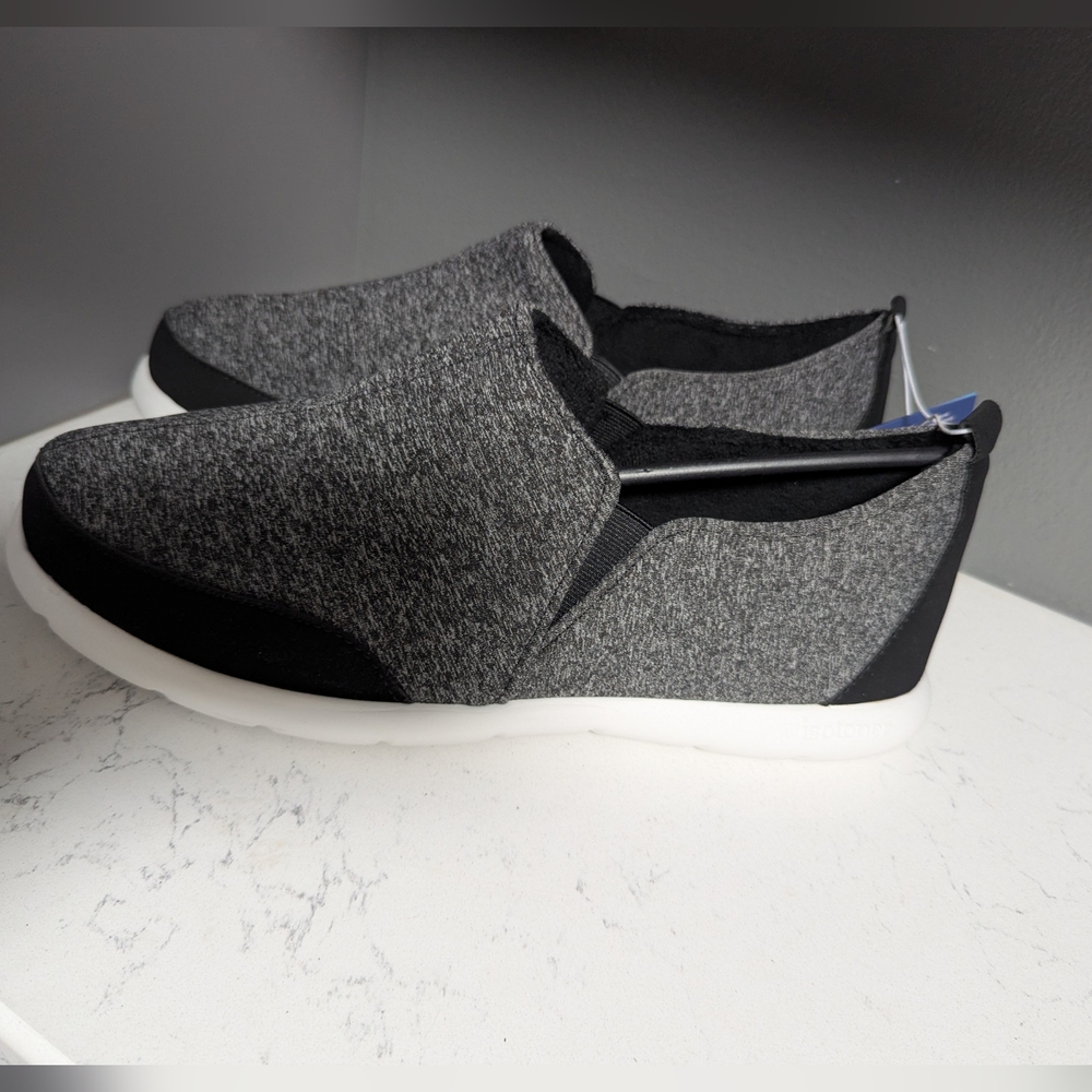 Men's Gray Slip-On Shoes Sz 12 - Picture 2 of 7